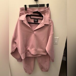 Women's Abercrombie YPB Pink Matching set (size s/m)